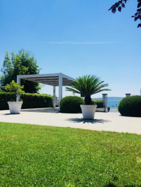  Skipper White Guest House  Тревиньано-Романо